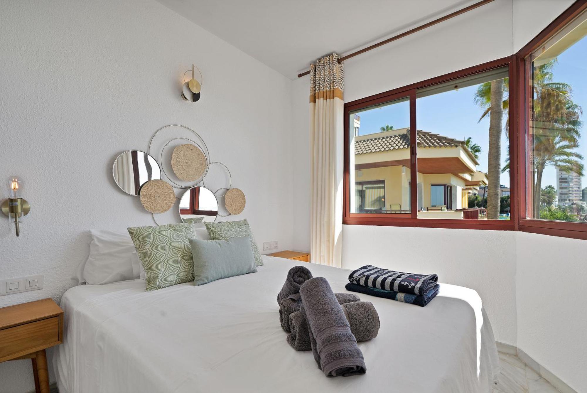 Casa Mar Apartamento Front Beach Con Wifi, Piscina, Padel Y Tenis - Lubina Del Sol Sitio de Calahonda Ngoại thất bức ảnh